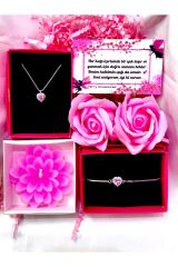 kararmaz çelik pembe kalp kolye bileklik lotus mum ve kokulu gül hediye sepeti sevgiliye hediye set
