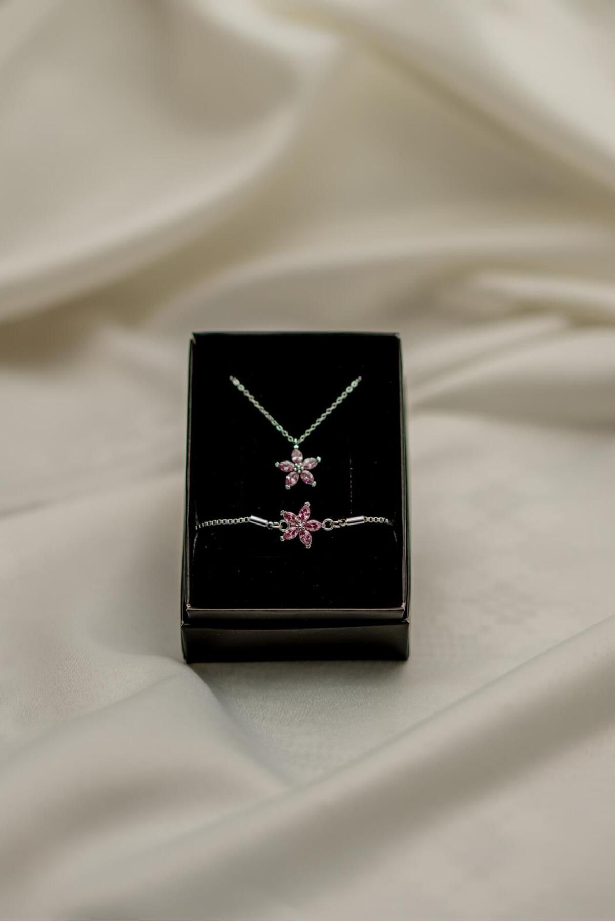 çelik pembe lotus kolye ve bileklik seti kombin sevgililer günü doğum  günü hediyelik