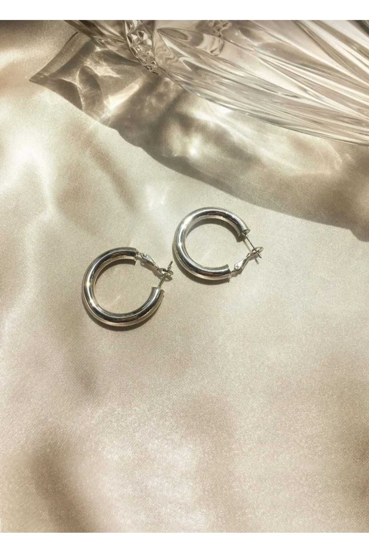 Kadın Gümüş Halka Küpe 3cmx3cm