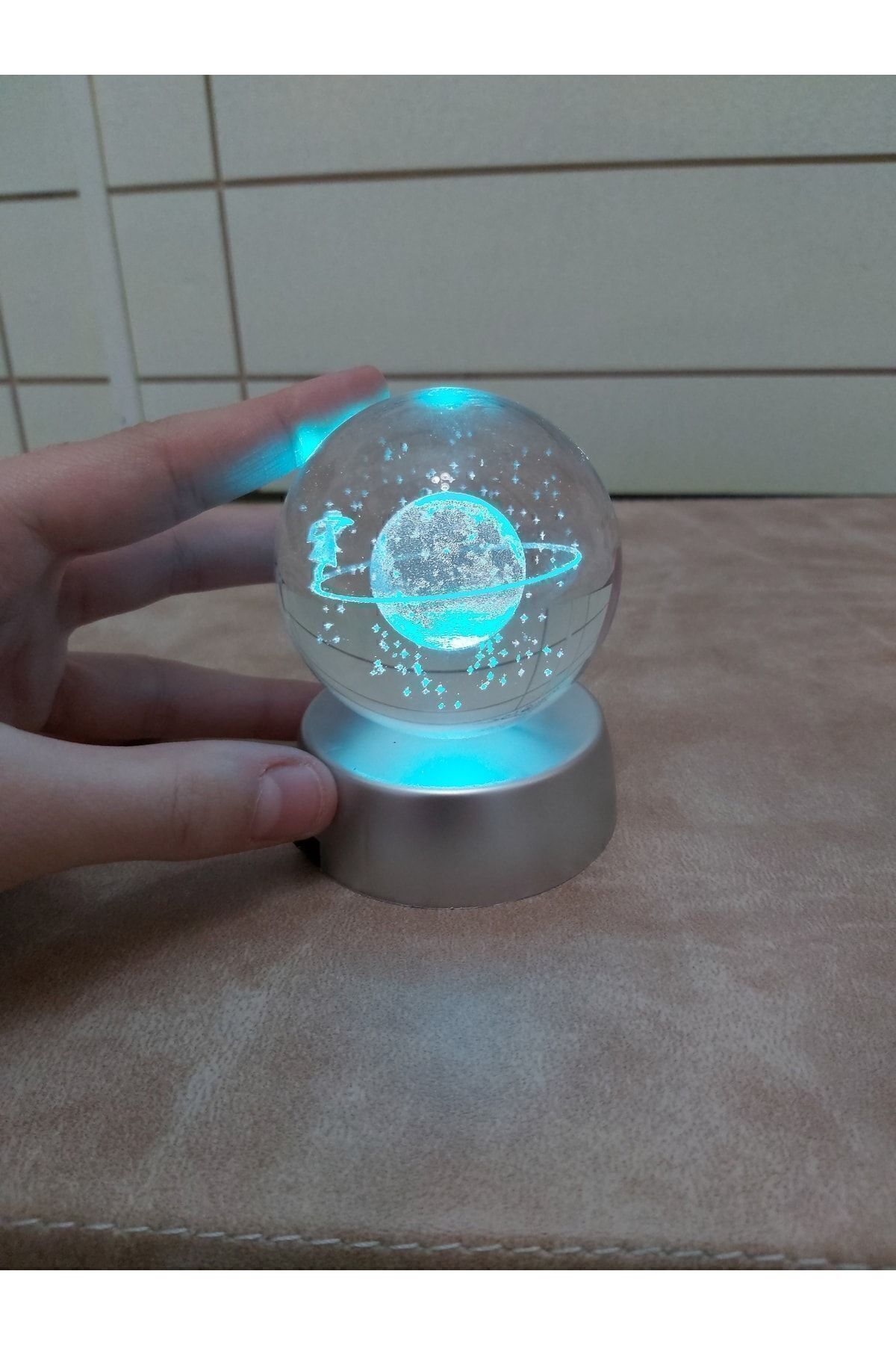 3d Satürn Kız Kristal Işıklı Cam Küre