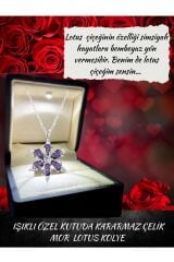 IŞIKLI ÖZEL HEDİYE KUTUSUNDA MOR LOTUS KOLYE KARARMAZ ÇELİK LOTUS KOLYE HEDİYE SETİ